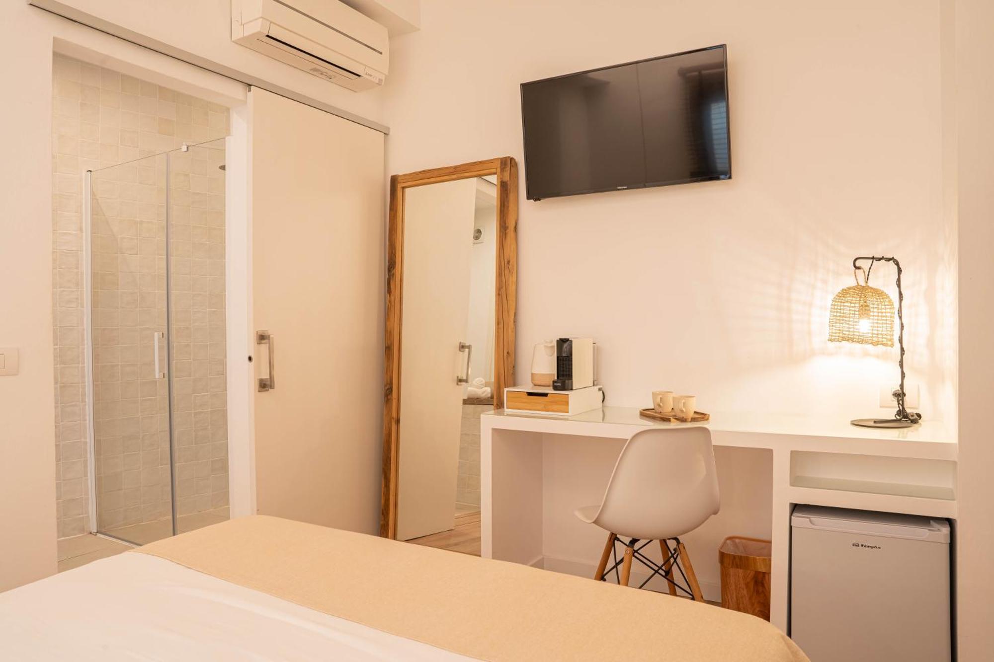 Hotel Los 5 Sentidos Ситадела Екстериор снимка